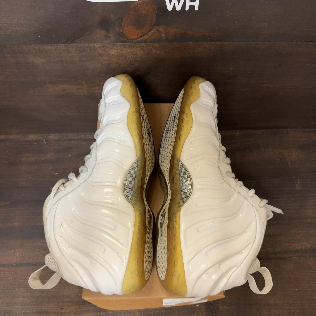 Nike Air Foamposite One White Out Size 13 (Pre-Owned) - Image 6