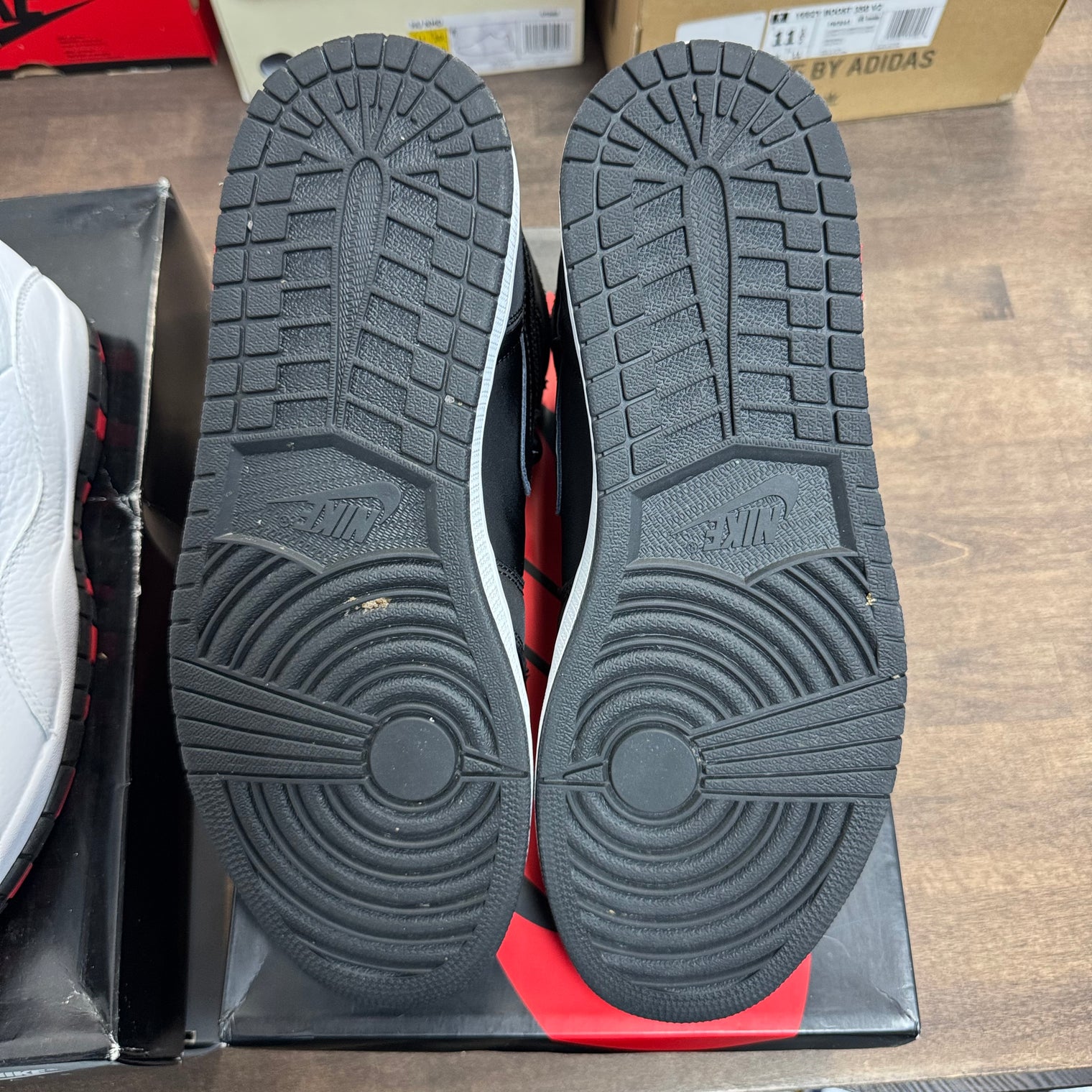 Paris Saint Germain Jordan 1 High (USED)