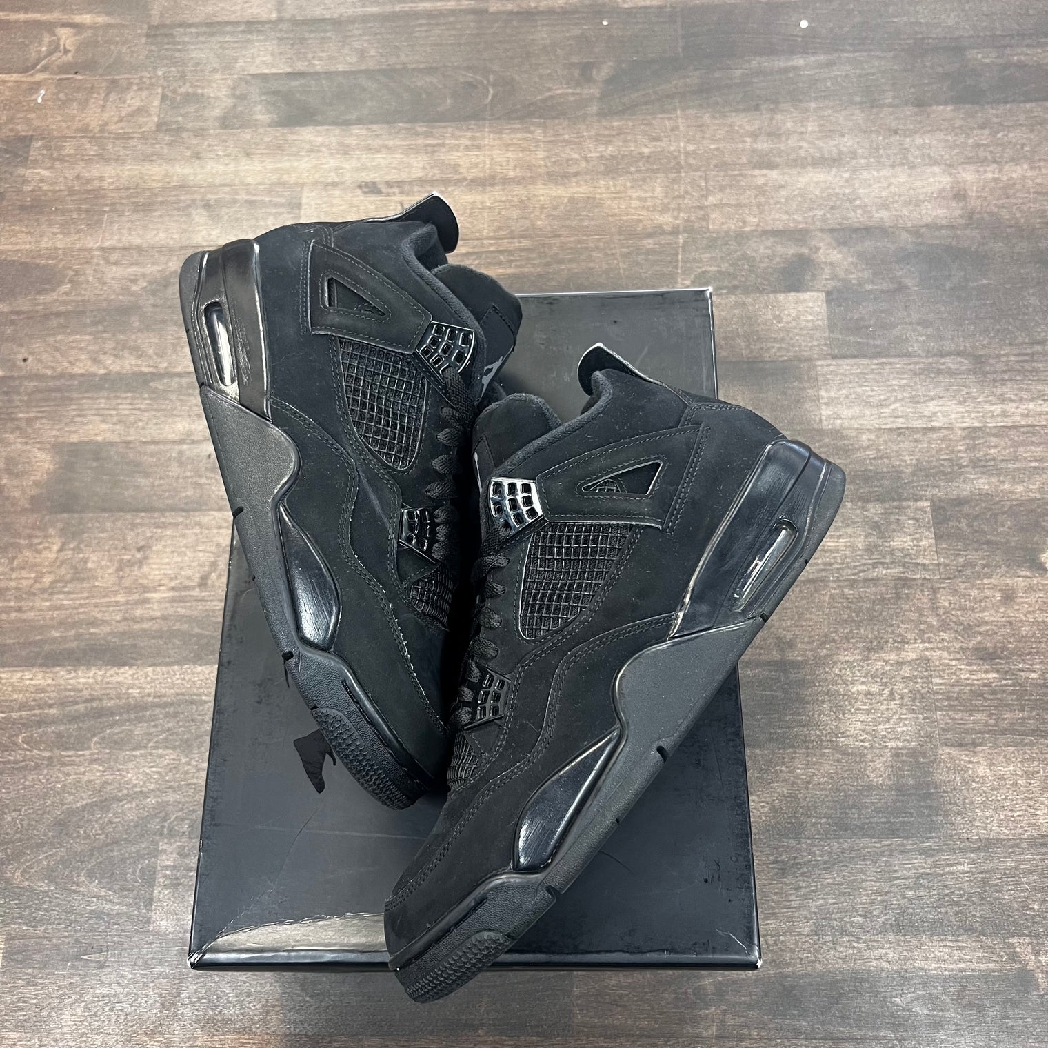 Black Cat Jordan 4 (USED)
