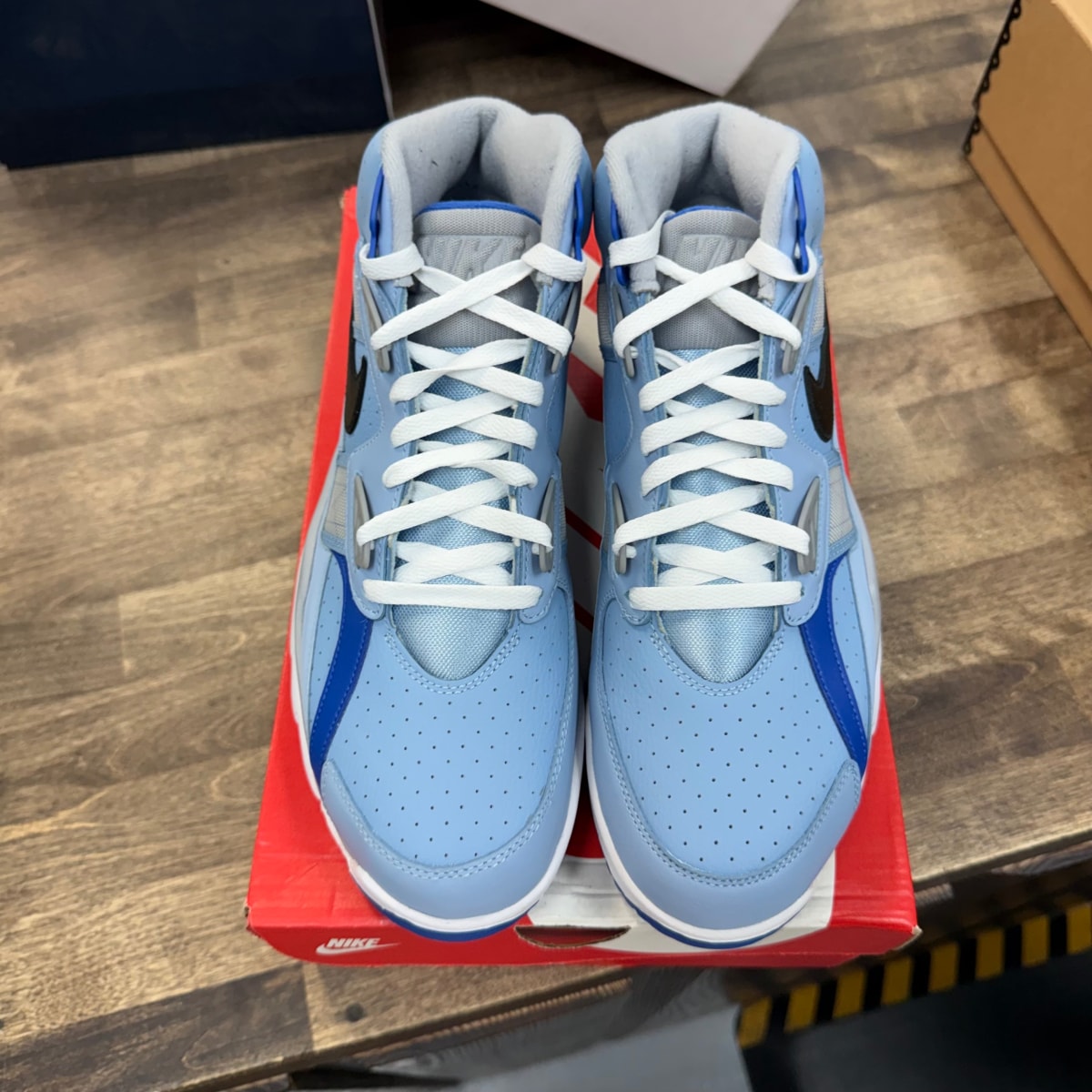 Nike Air Trainer SC High Kansas City Royals - Image 2