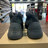 Onyx QNTM Yeezy Basketball (USED)