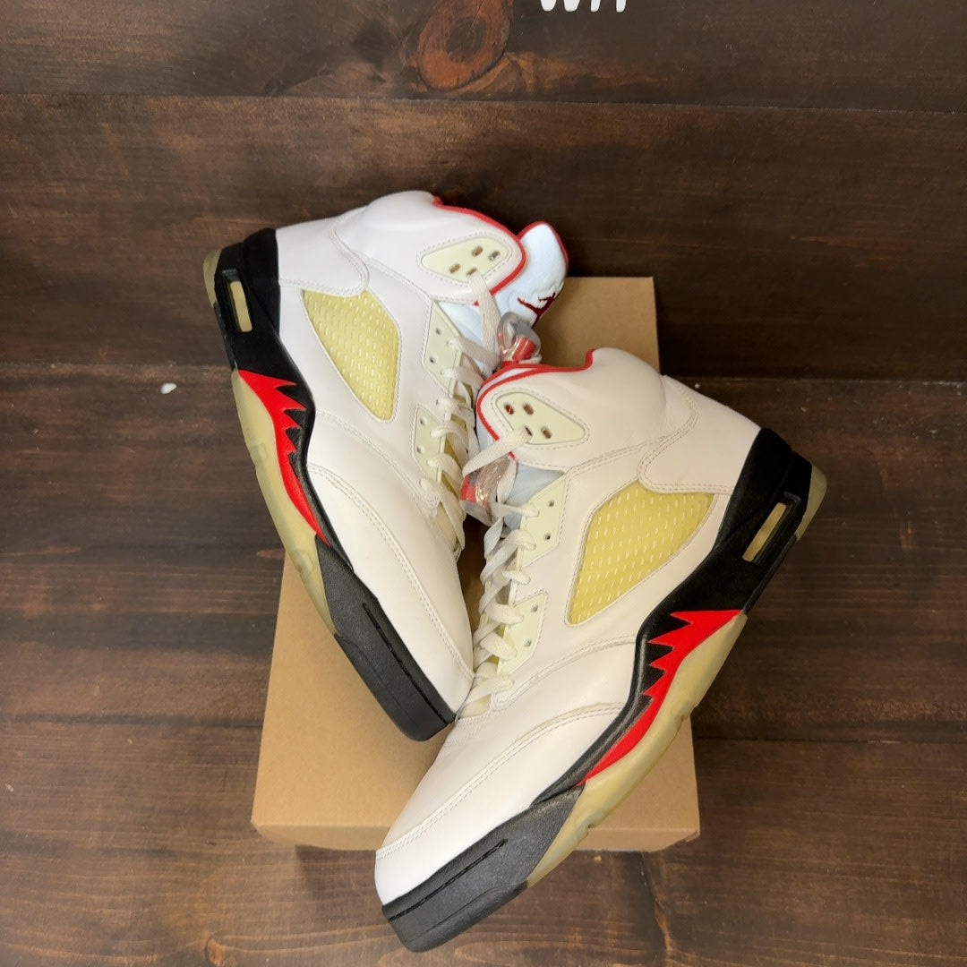 Jordan 5 Retro Fire Red Silver Tongue (2020) Size 12 (Pre-Owned) - Image 2