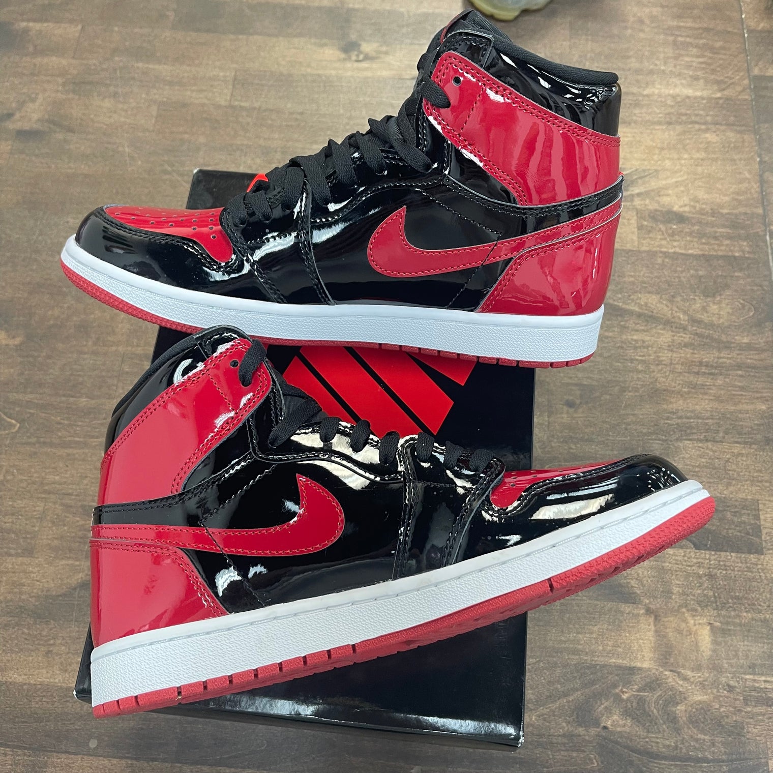 Patent Bred Jordan 1 High (USED)