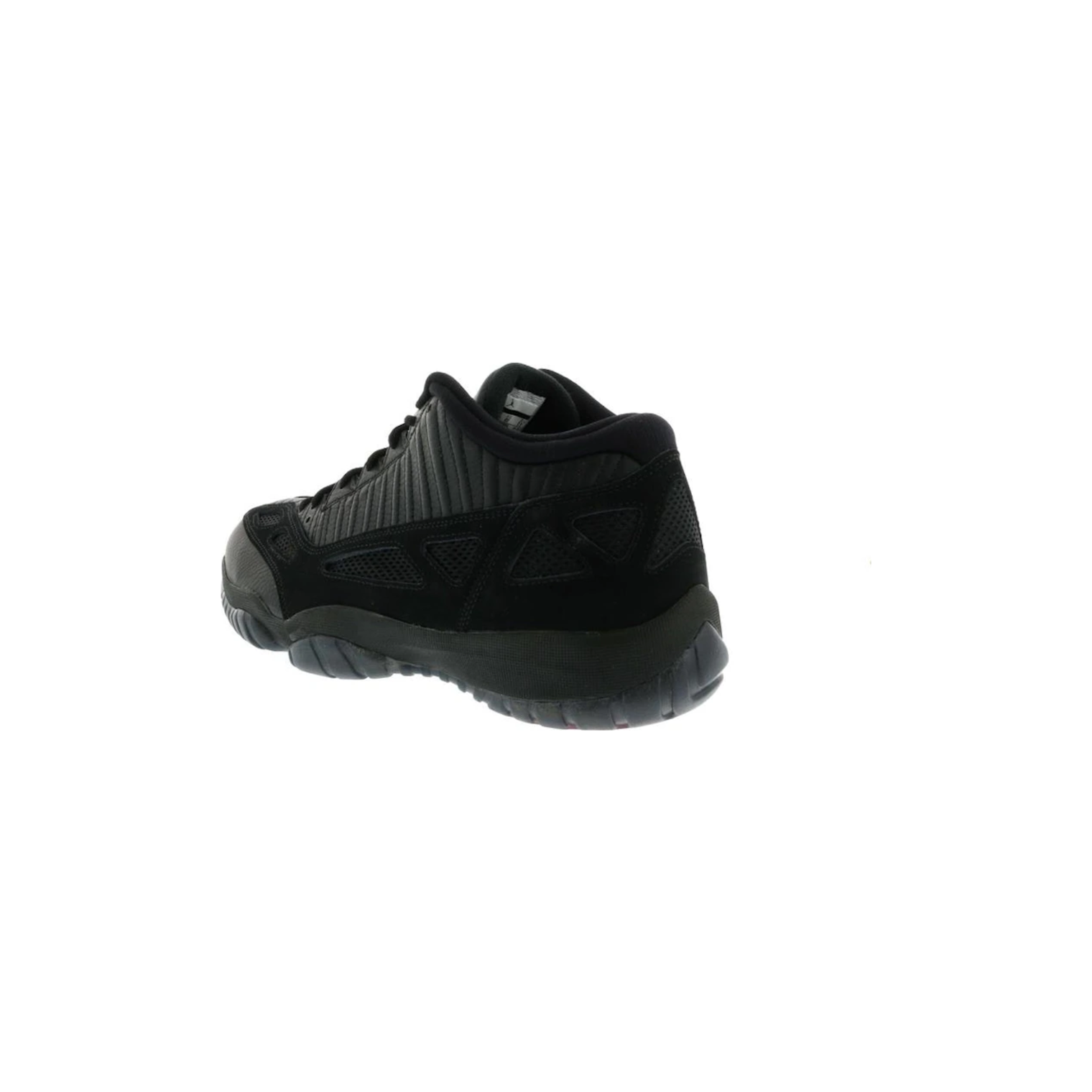 jordan_11_retro_low_ie_referee_2015_2