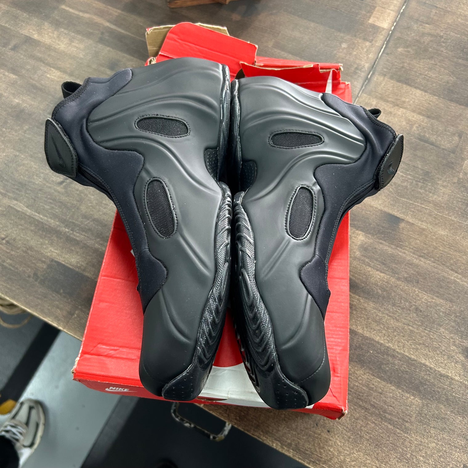 Black Nike Air Flightposite (2025) (USED)