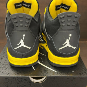 Jordan 4 Retro Thunder (2023) - Image 5