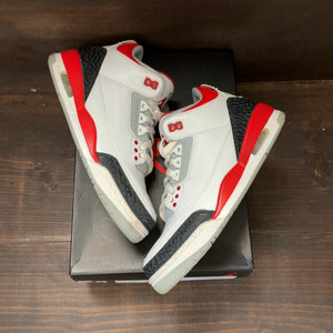 Jordan 3 Retro Fire Red (2013) - Image 2