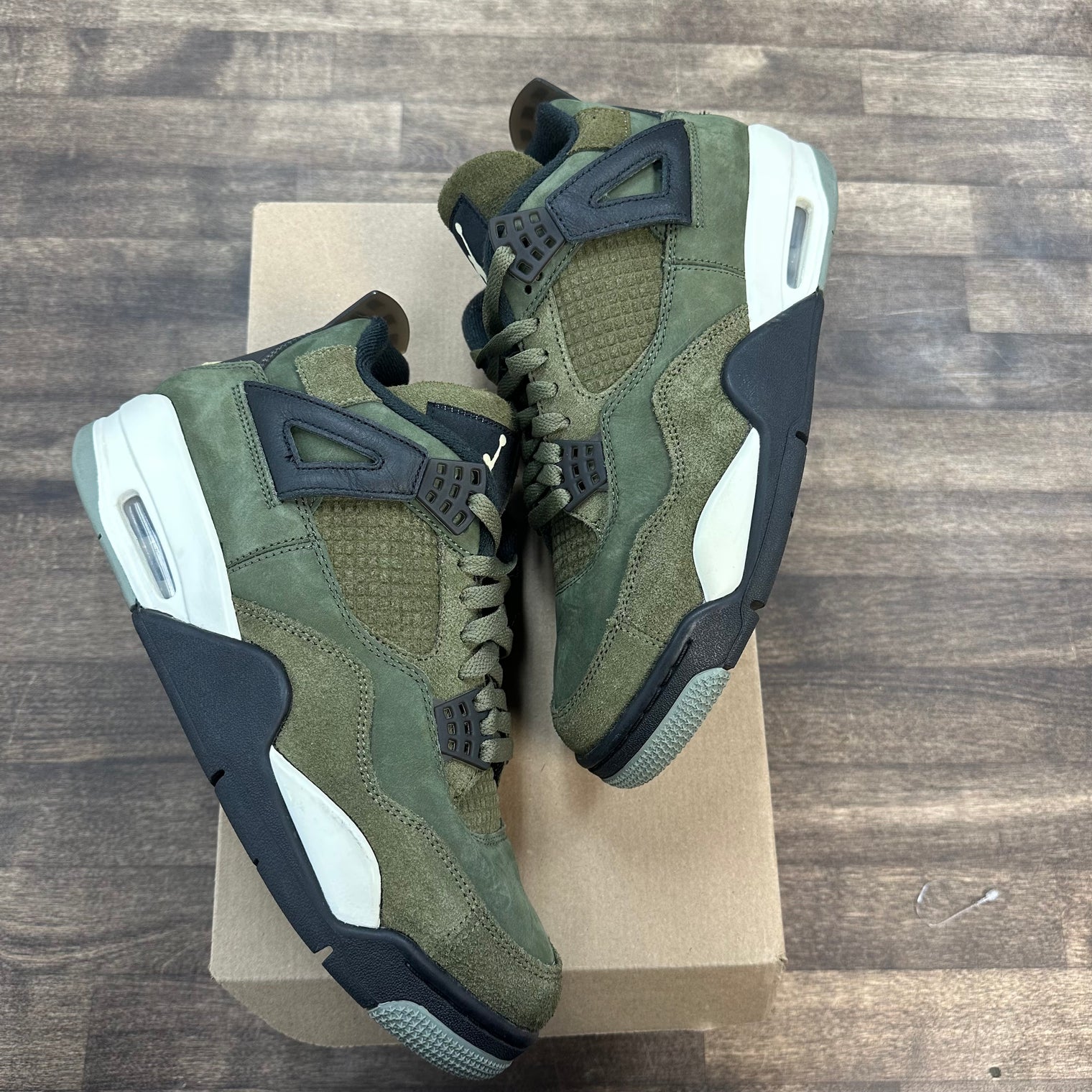Craft Medium Olive Jordan 4 Retro (USED, No Box)