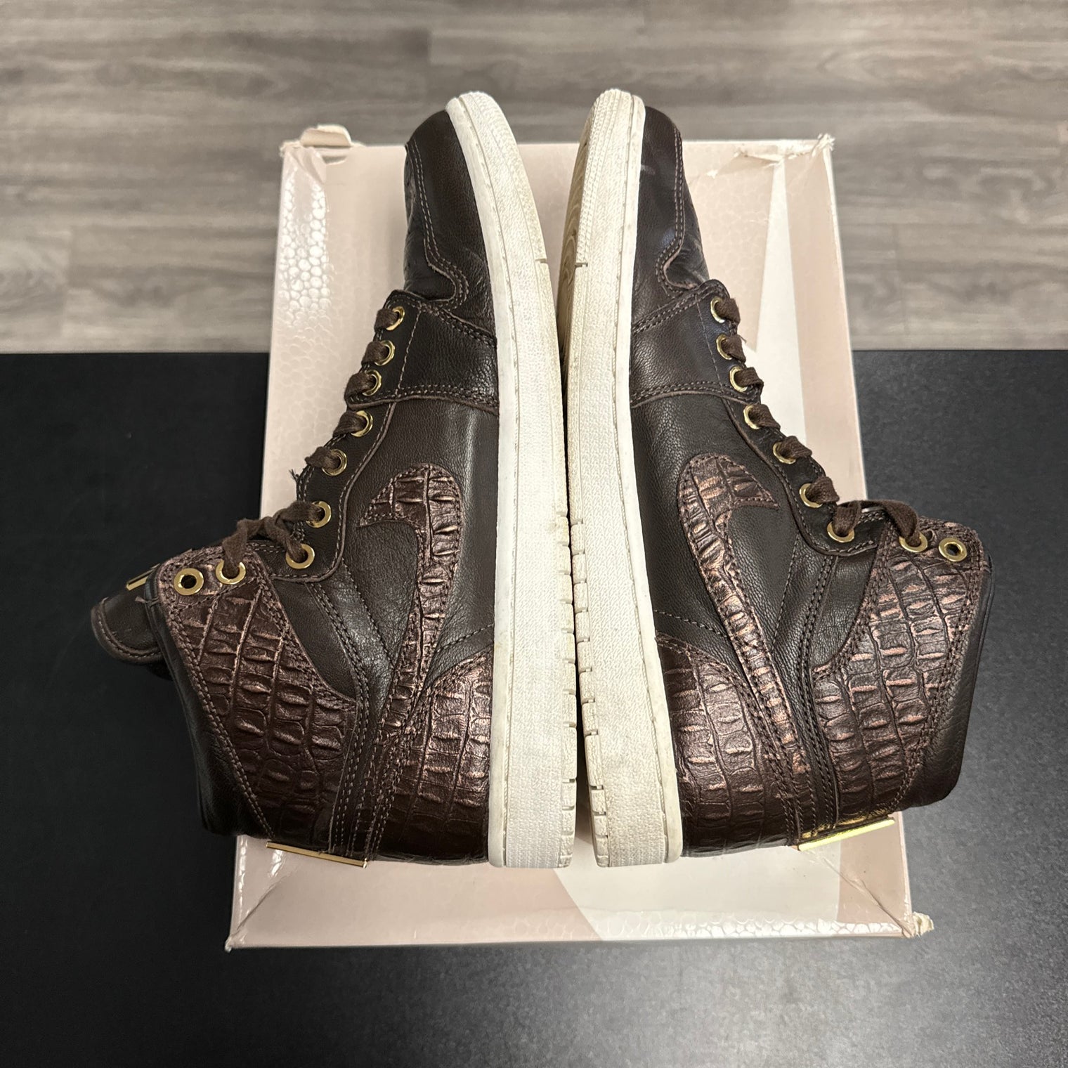 Pinnacle Baroque Brown Jordan 1 High (USED)