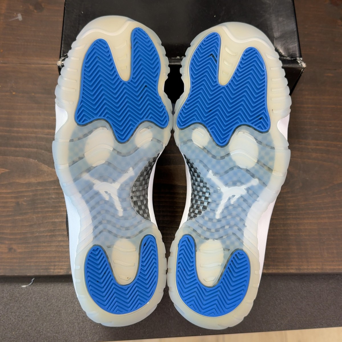 Jordan 11 Retro Low Space Jam - Image 8