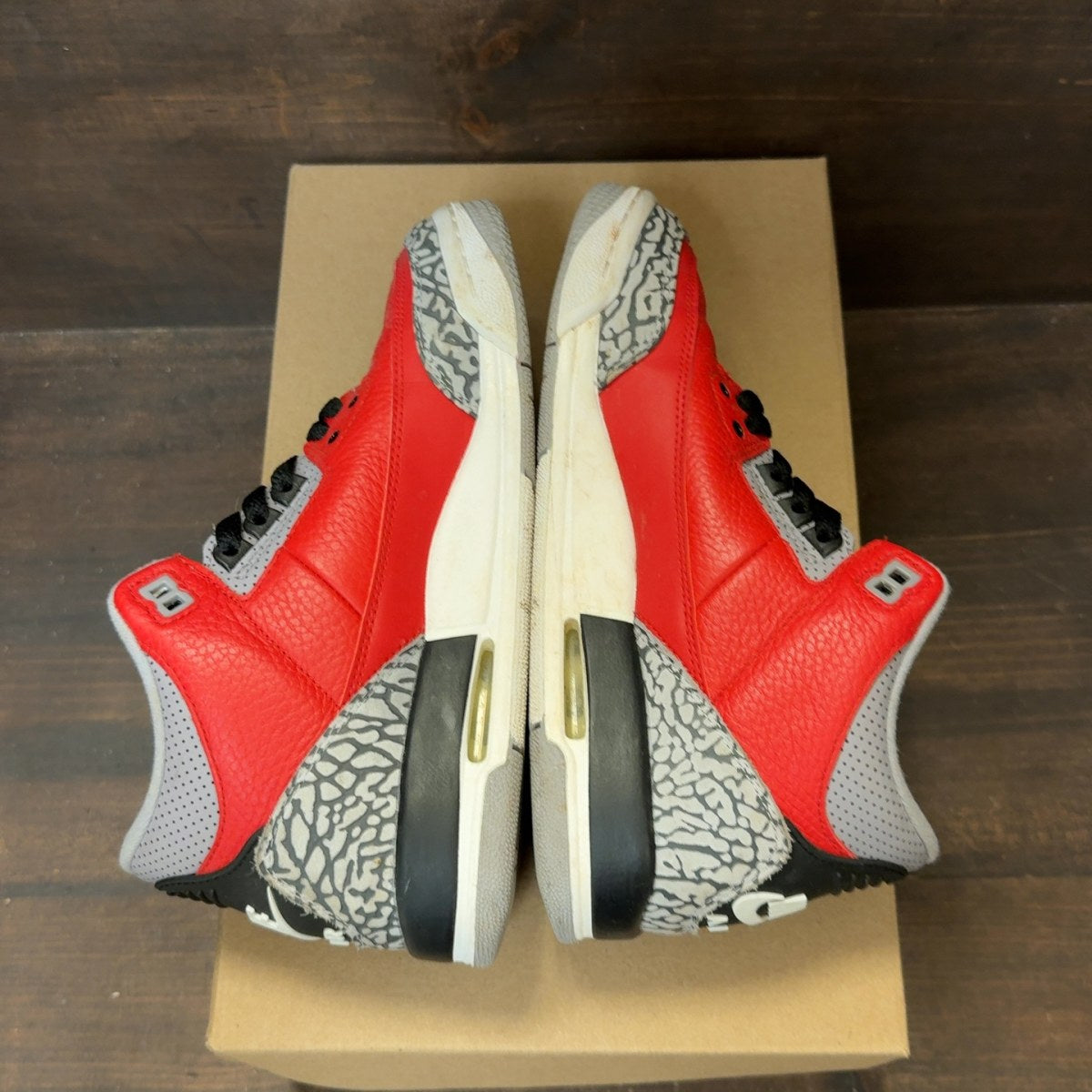 Jordan 3 Retro SE Fire Red (GS) Size 5.5Y (Pre-Owned) - Image 6