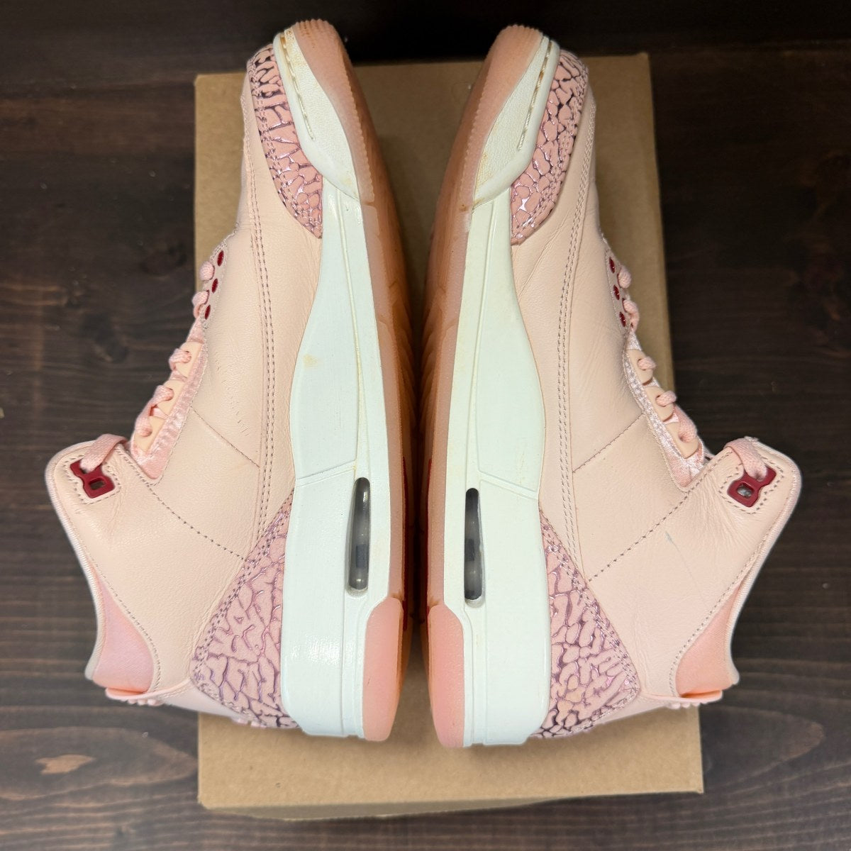 Jordan 3 Retro Valentine's Day Treat Yourself (2025) (Women's) Size 10W (Pre-Owned) - Image 5