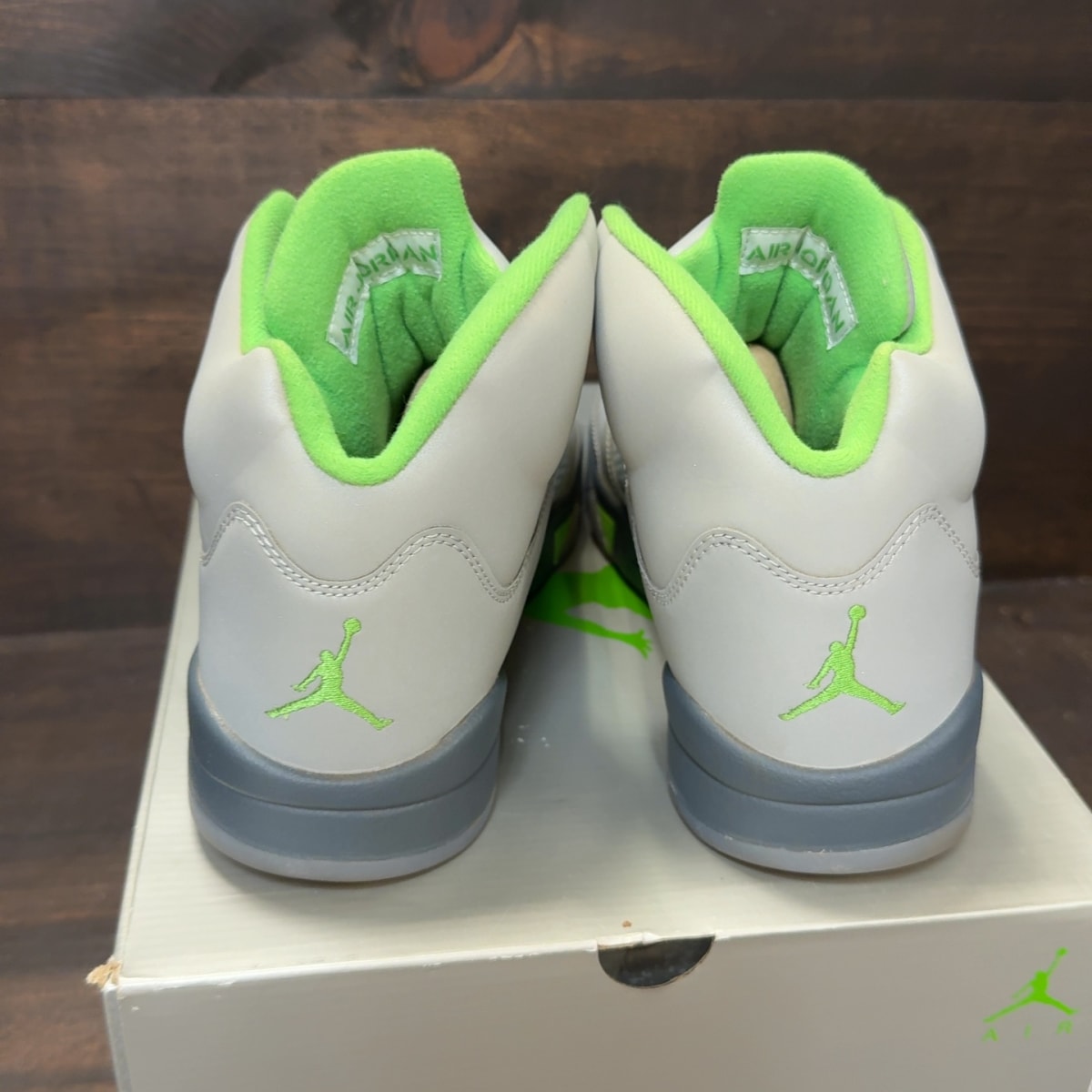 Jordan 5 Retro Green Bean (2022) Size 11 (Pre-Owned) - Image 4