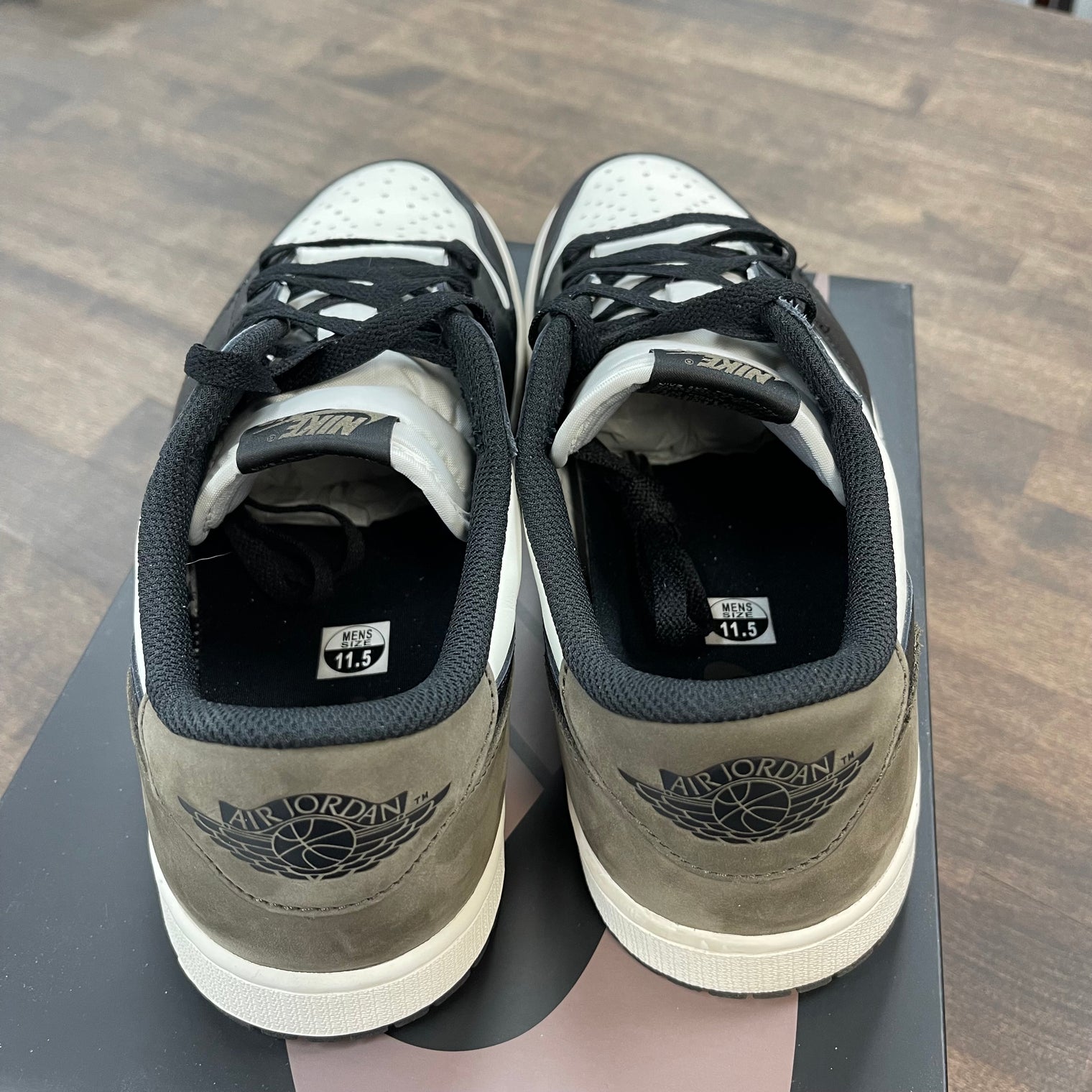 Mocha Jordan 1 Low OG (USED)