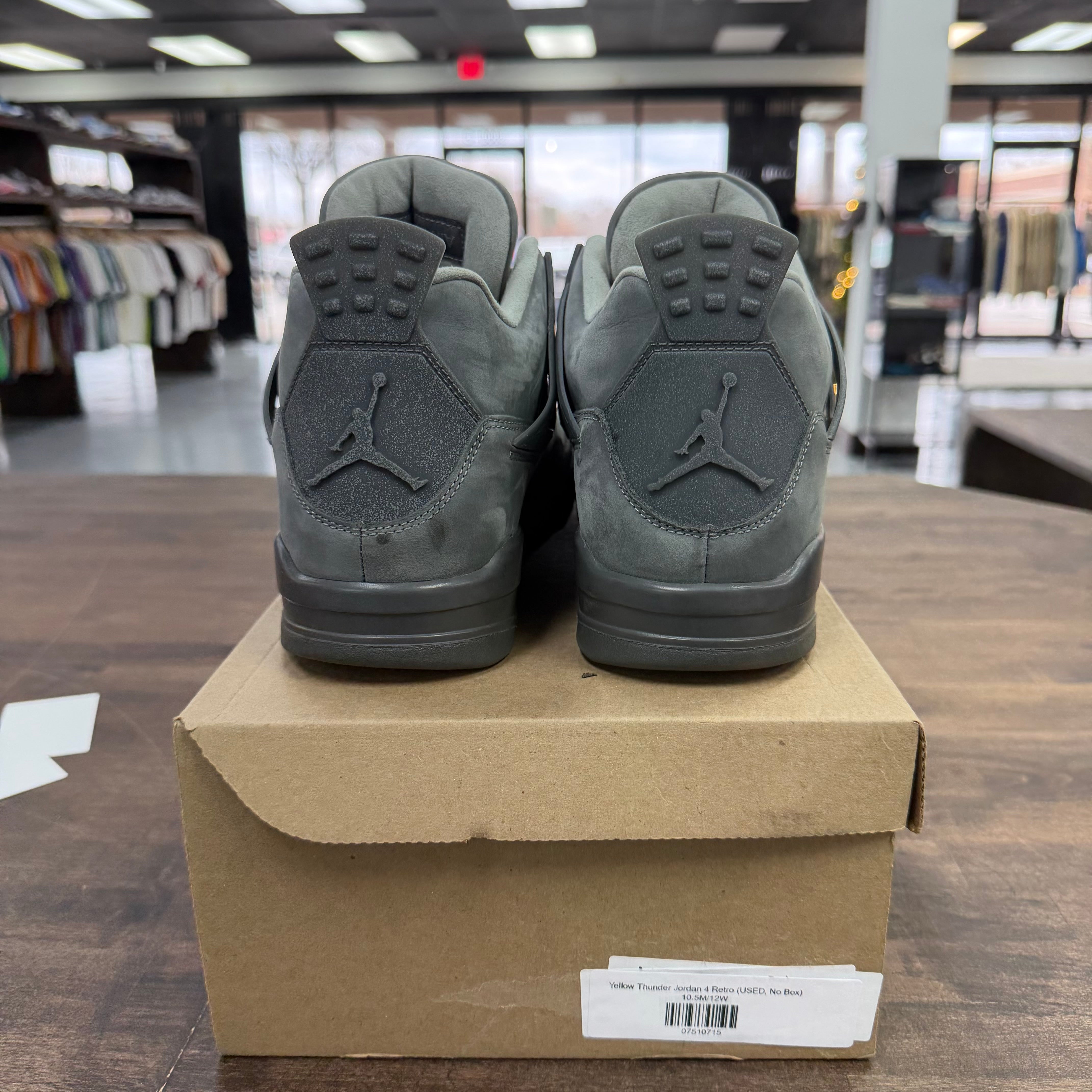 Jordan 4 Retro SE Wet Cement (USED, No Box) Size 10.5 (Pre-Owned) - Image 3