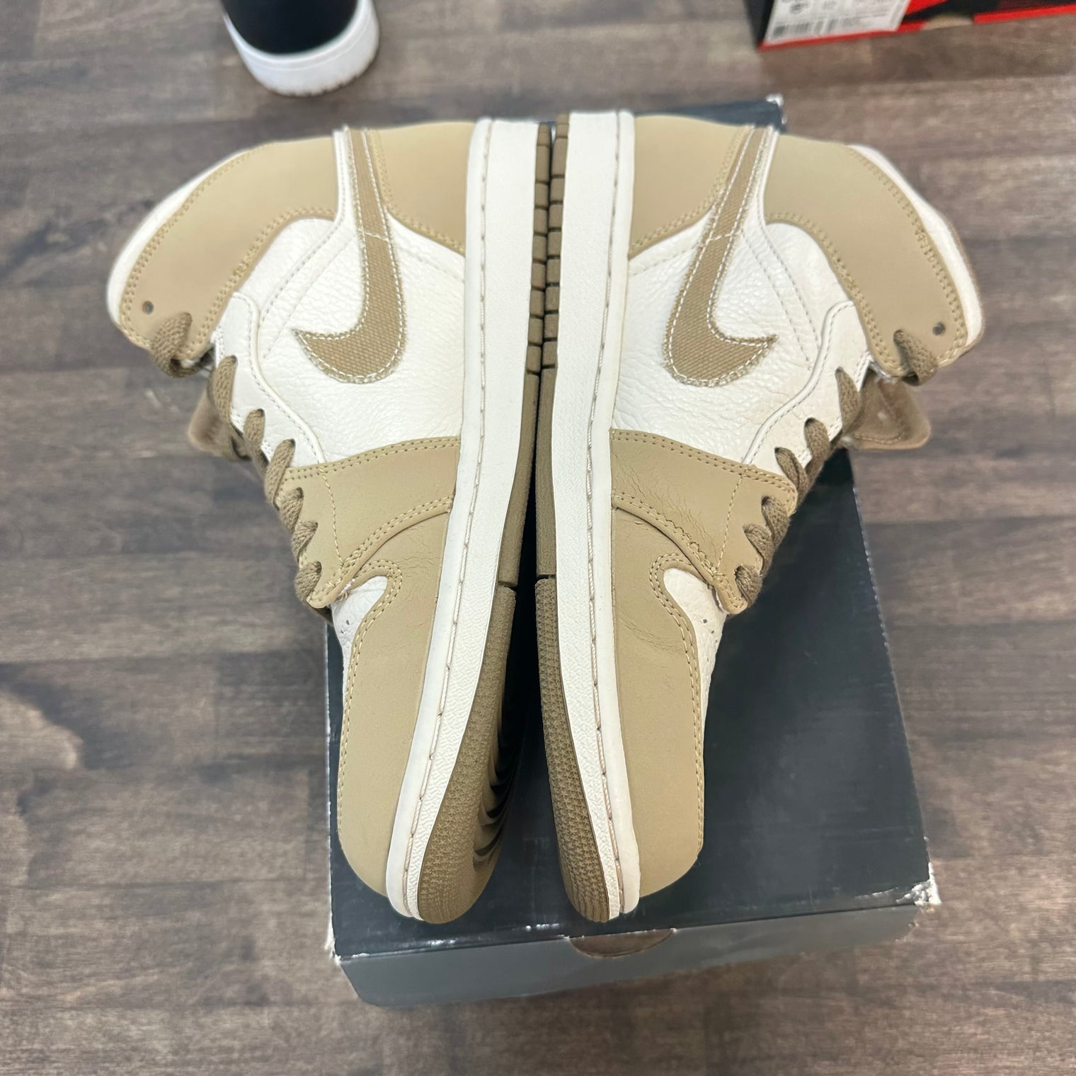 Armed Forces Pearl White Jordan 1 Retro (USED)
