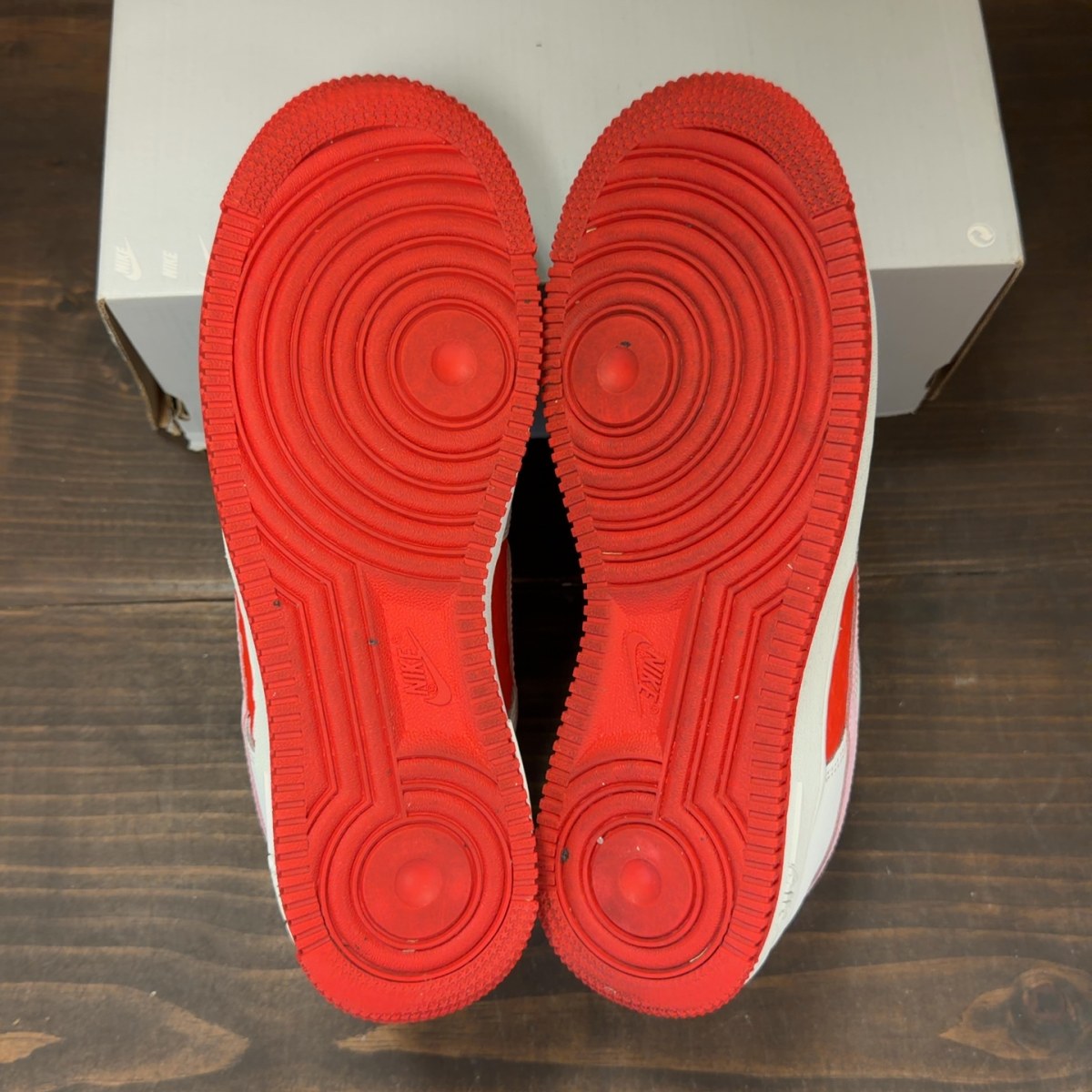 Nike Air Force 1 Low Valentine's Day (2025) (GS) - Image 7