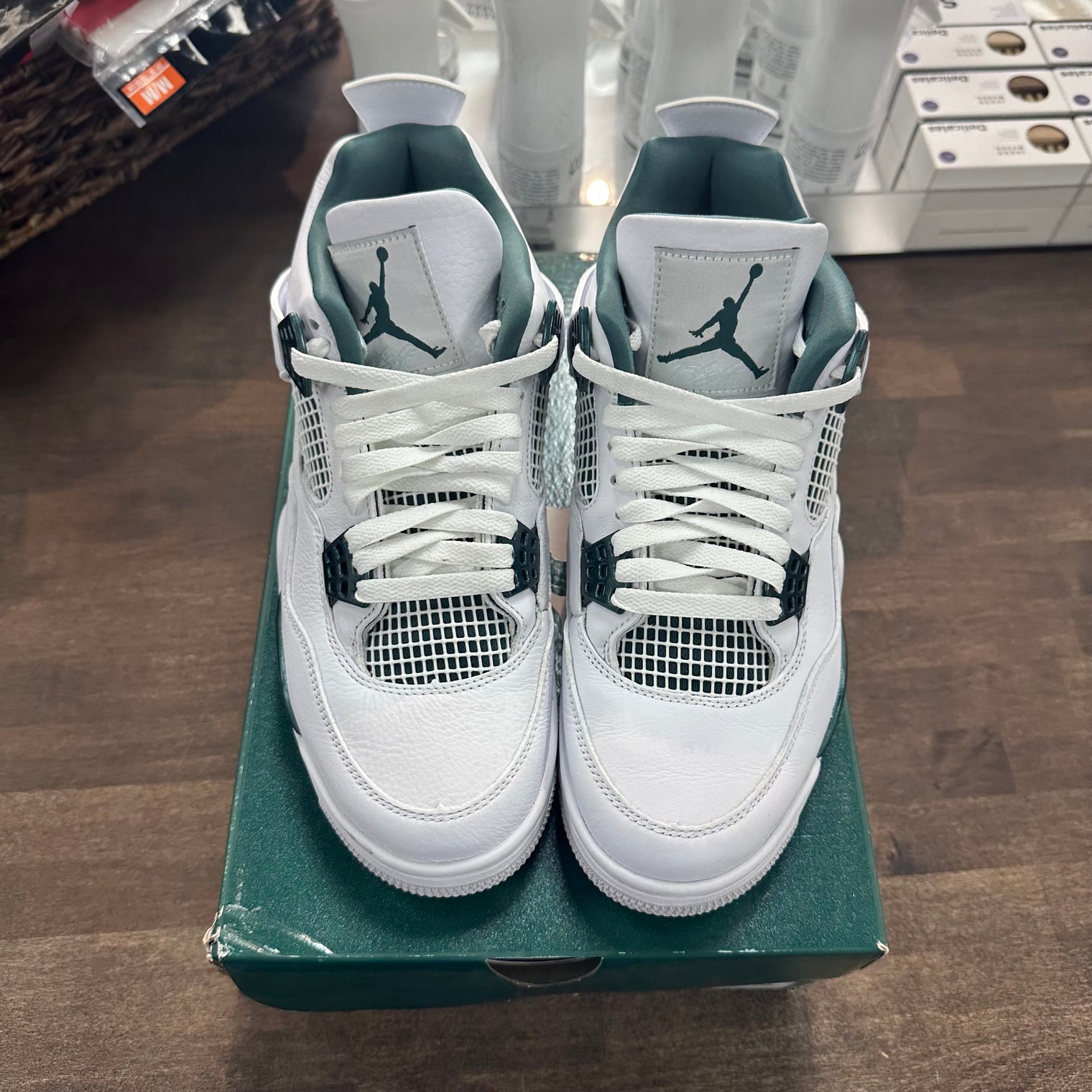 Oxidized Green Jordan 4 Retro (USED)