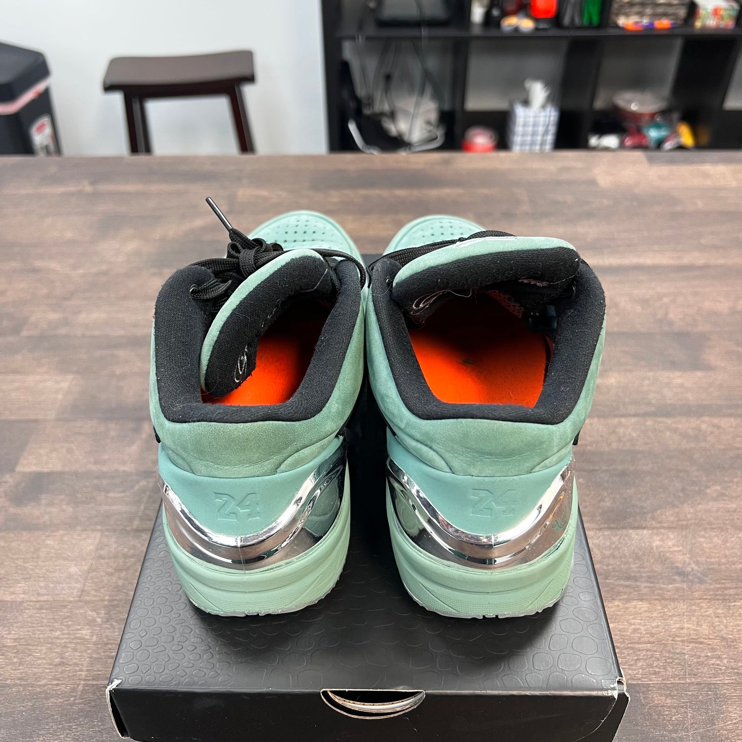 Girl Dad Kobe 4 Protro (USED)