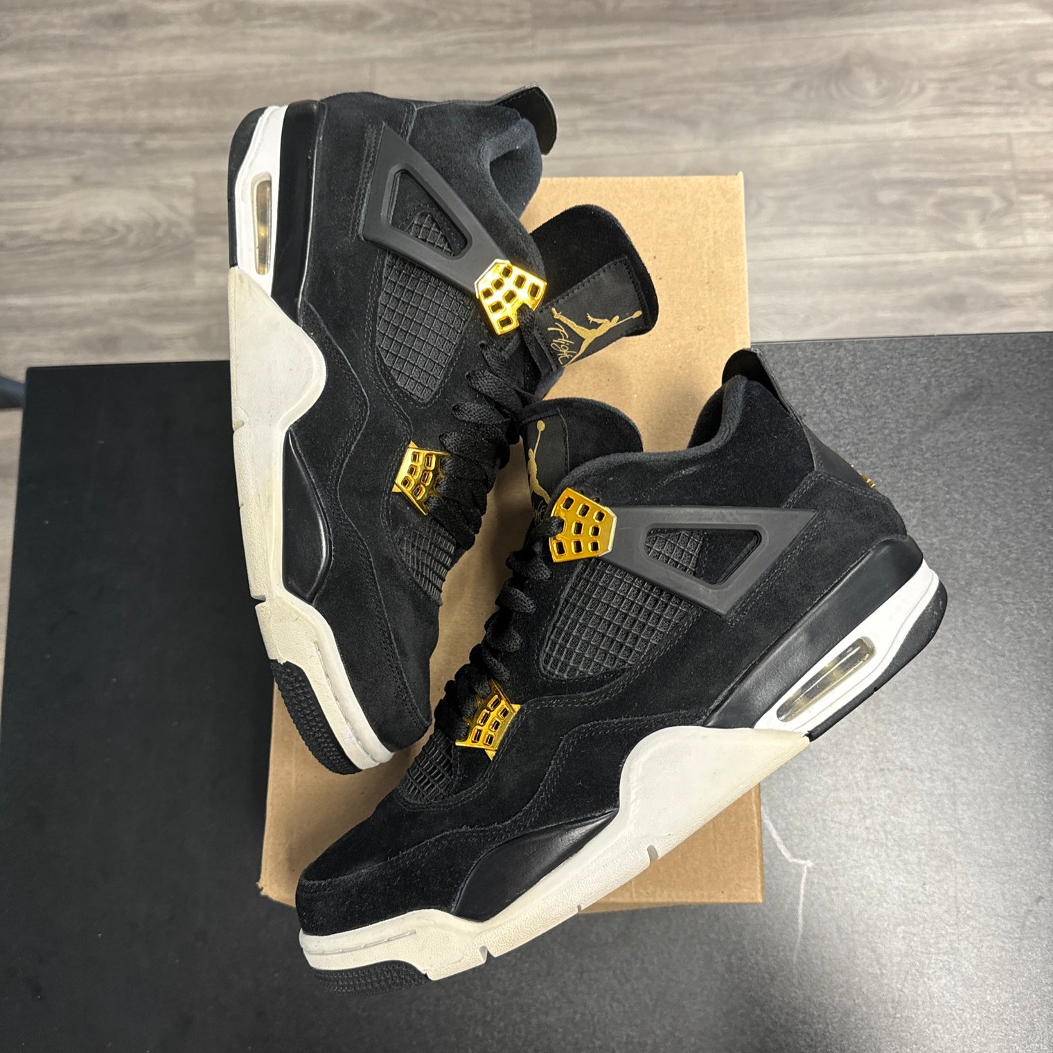 Jordan 4 Royalty (USED, no box)