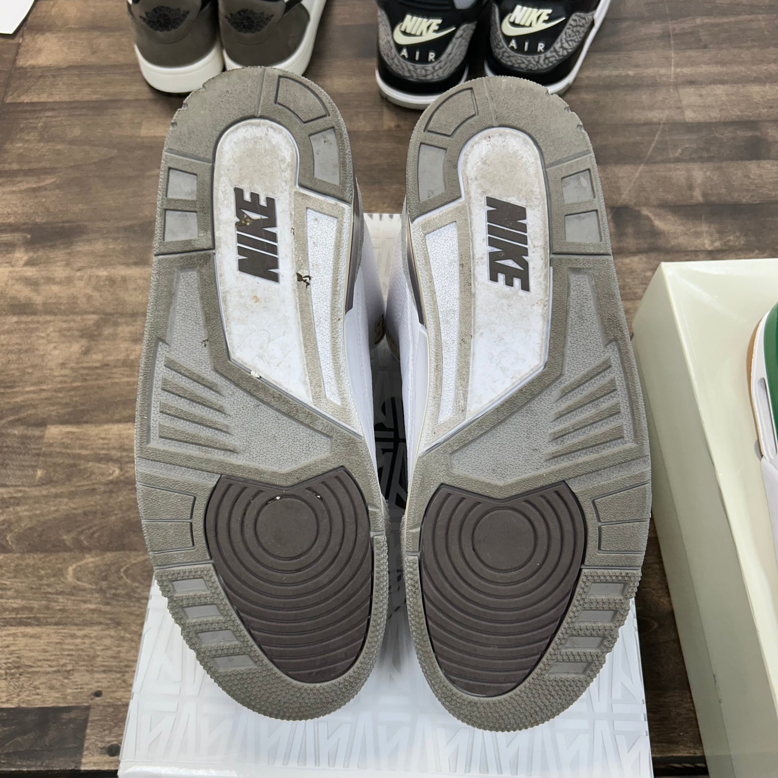A Ma Maniere Jordan 3 Retro (W) (USED)