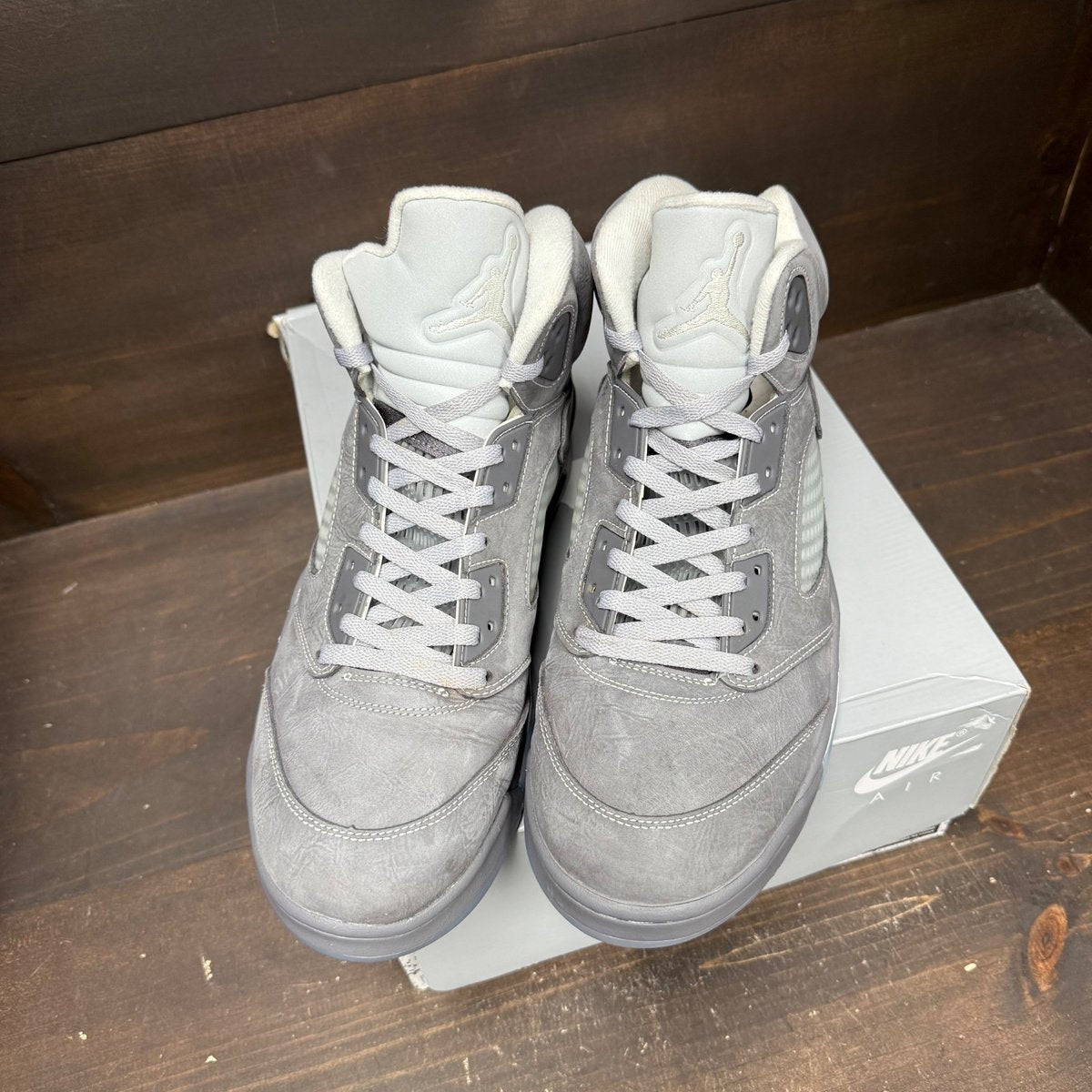Jordan 5 Retro Wolf Grey (2026) Size 13 (Pre-Owned) - back