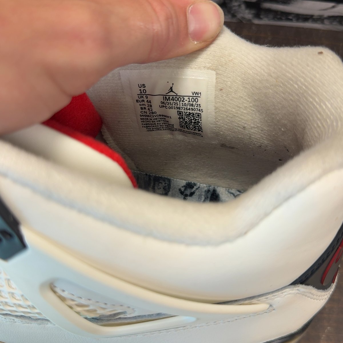 Jordan 4 Retro OG Flight Club Size 10 (Pre-Owned) - aux