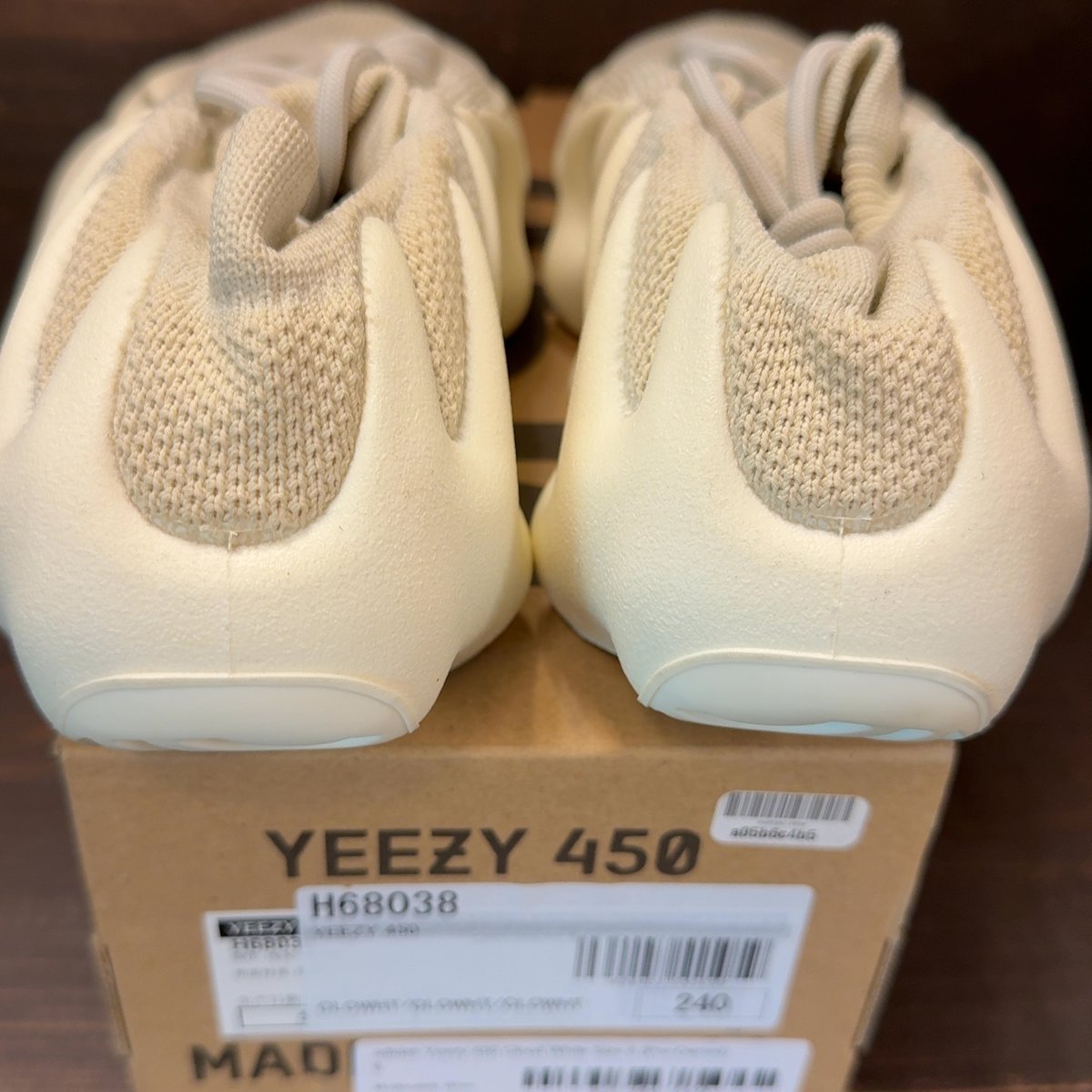 adidas Yeezy 450 Cloud White Size 6 (Pre-Owned) - aux