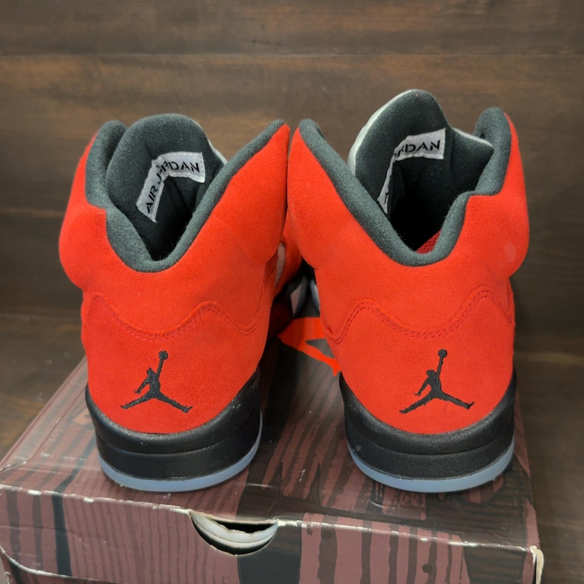 Jordan 5 Retro Raging Bull Red (2021) Size 9 (Pre-Owned)
