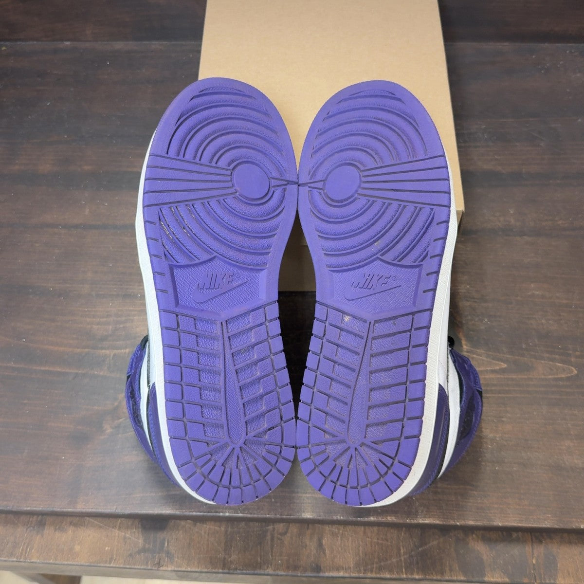 Jordan 1 Retro High Court Purple Size 13 (Pre-Owned) - Image 7
