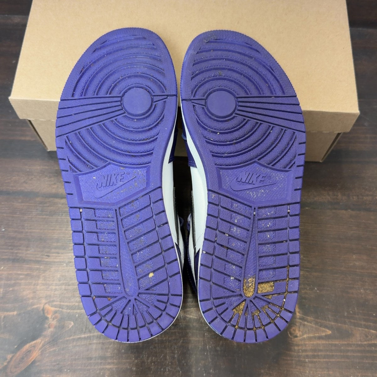 Jordan 1 Retro High Court Purple White Size 10 (Pre-Owned) - Image 6