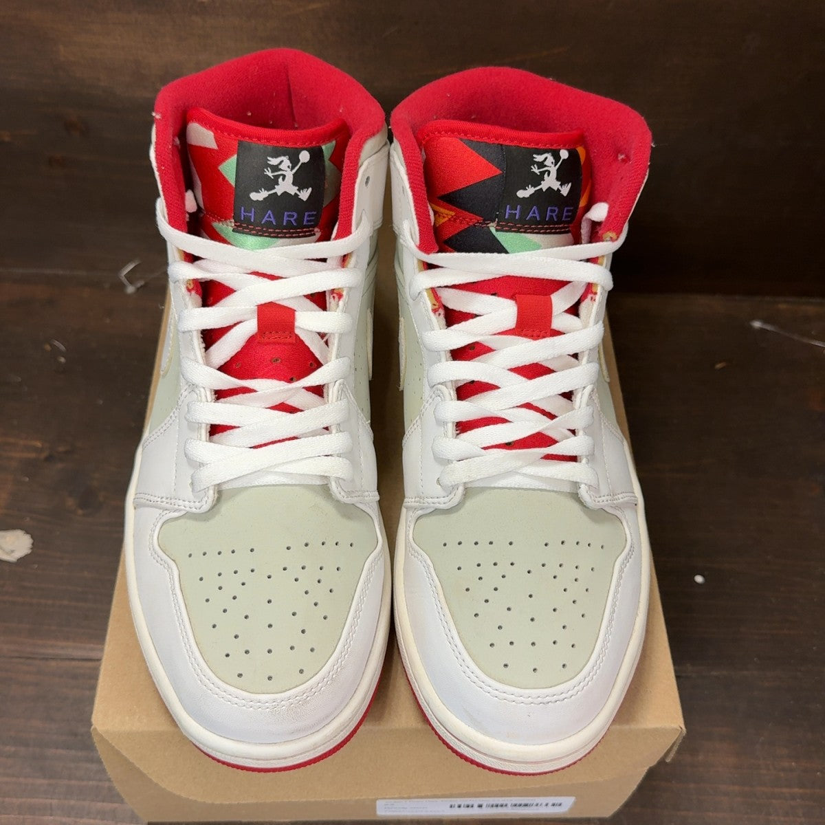 Jordan 1 Retro Hare Jordan (2015) Size 9.5 (Pre-Owned) - Image 3