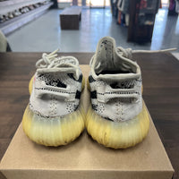 Zebra Yeezy 350 (USED,NO BOX)