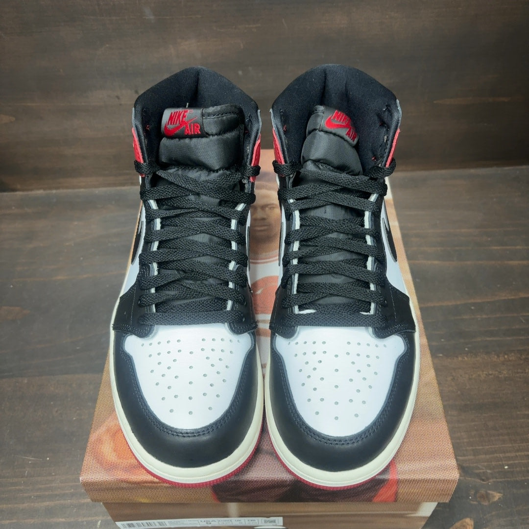 Jordan 1 Retro High OG Black Toe Reimagined Size 9 (Pre-Owned)
