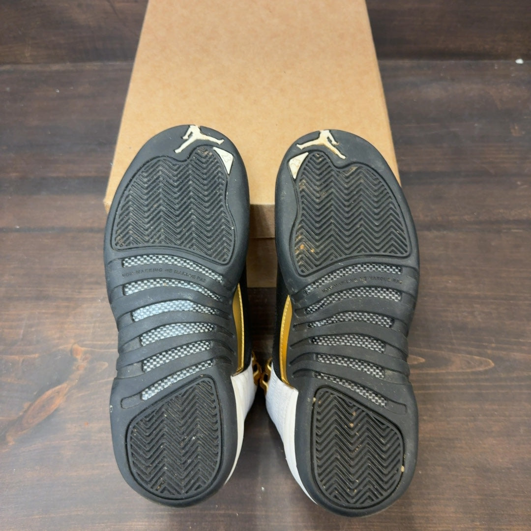 Jordan 12 Retro Royalty Taxi (GS) Size 4.5Y (Pre-Owned) - Image 6