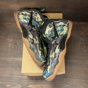 Nike Air Foamposite Pro Army Camo Size 13 (Pre-Owned) - Image 2