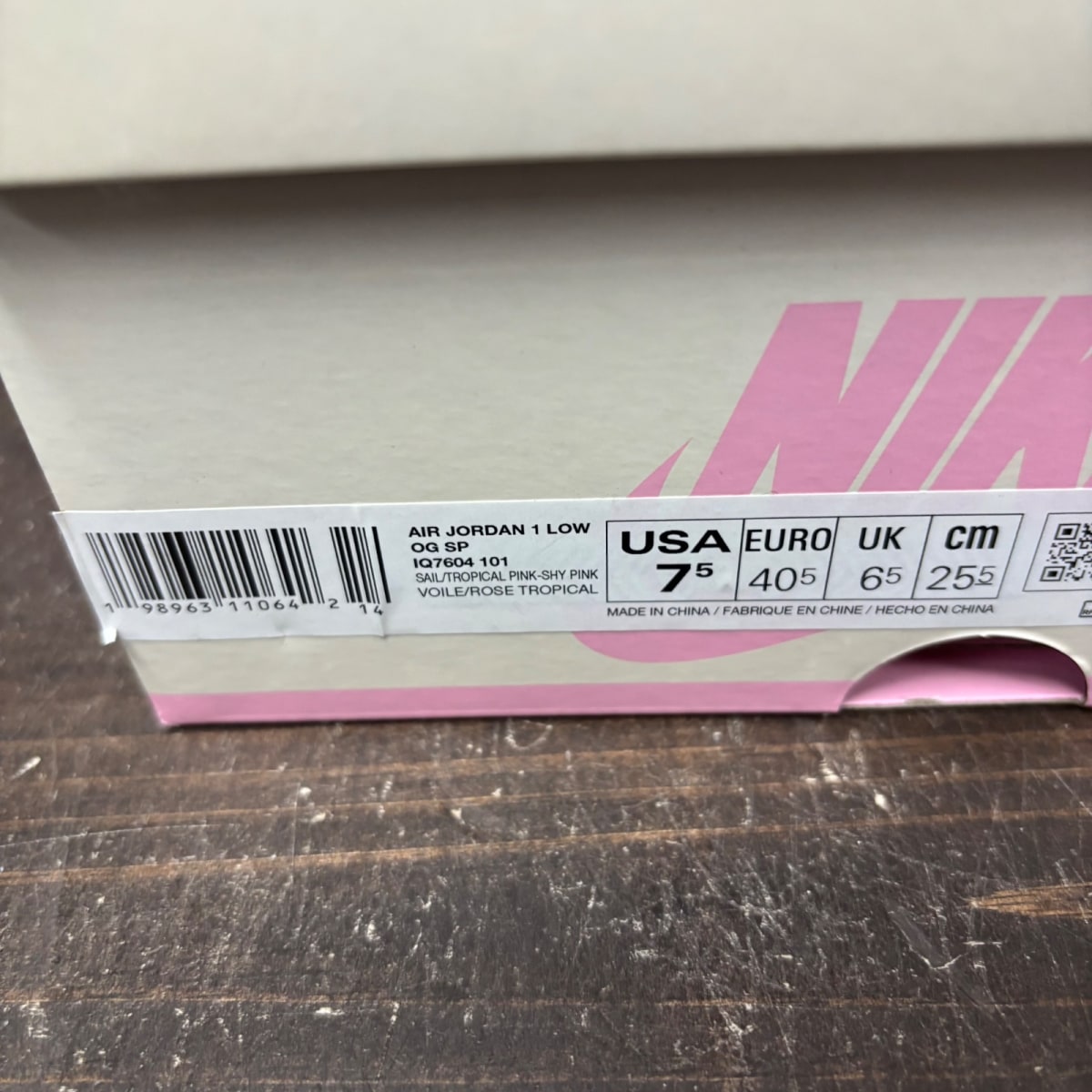 Jordan 1 Retro Low OG SP Travis Scott Sail Tropical Pink - Image 7