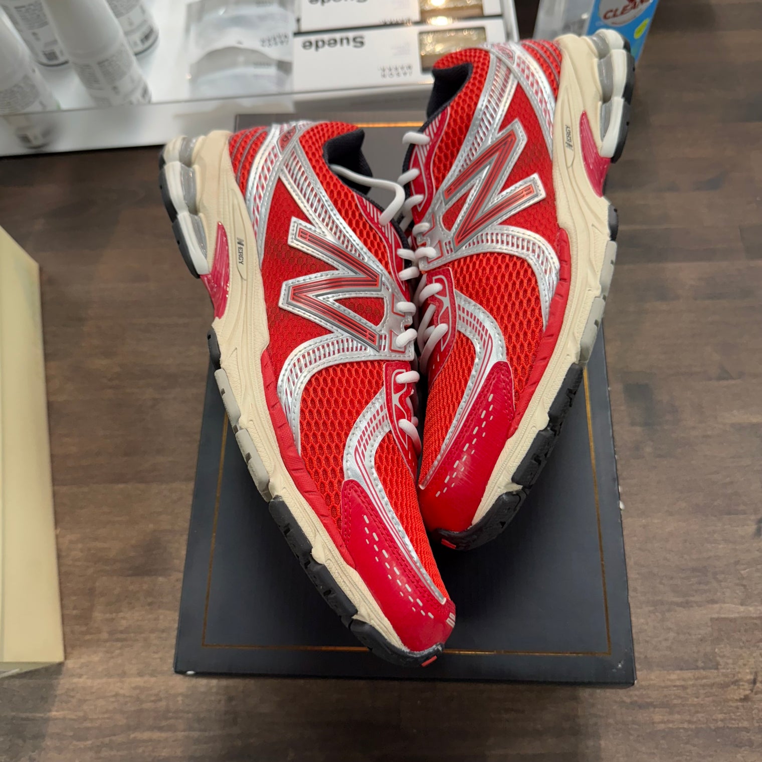 Aime Leon Dore Red Grey New Balance 860v2 (USED)