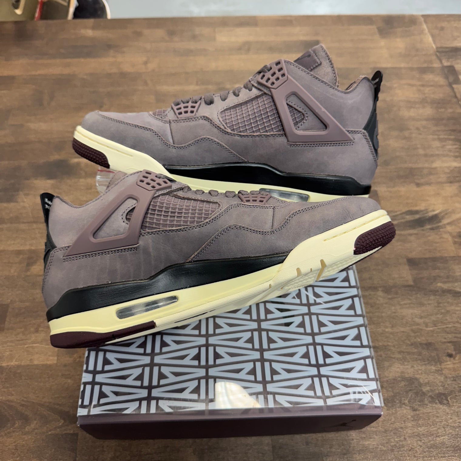 A Ma Maniere Jordan 4 Violet Ore (Lightly Worn)