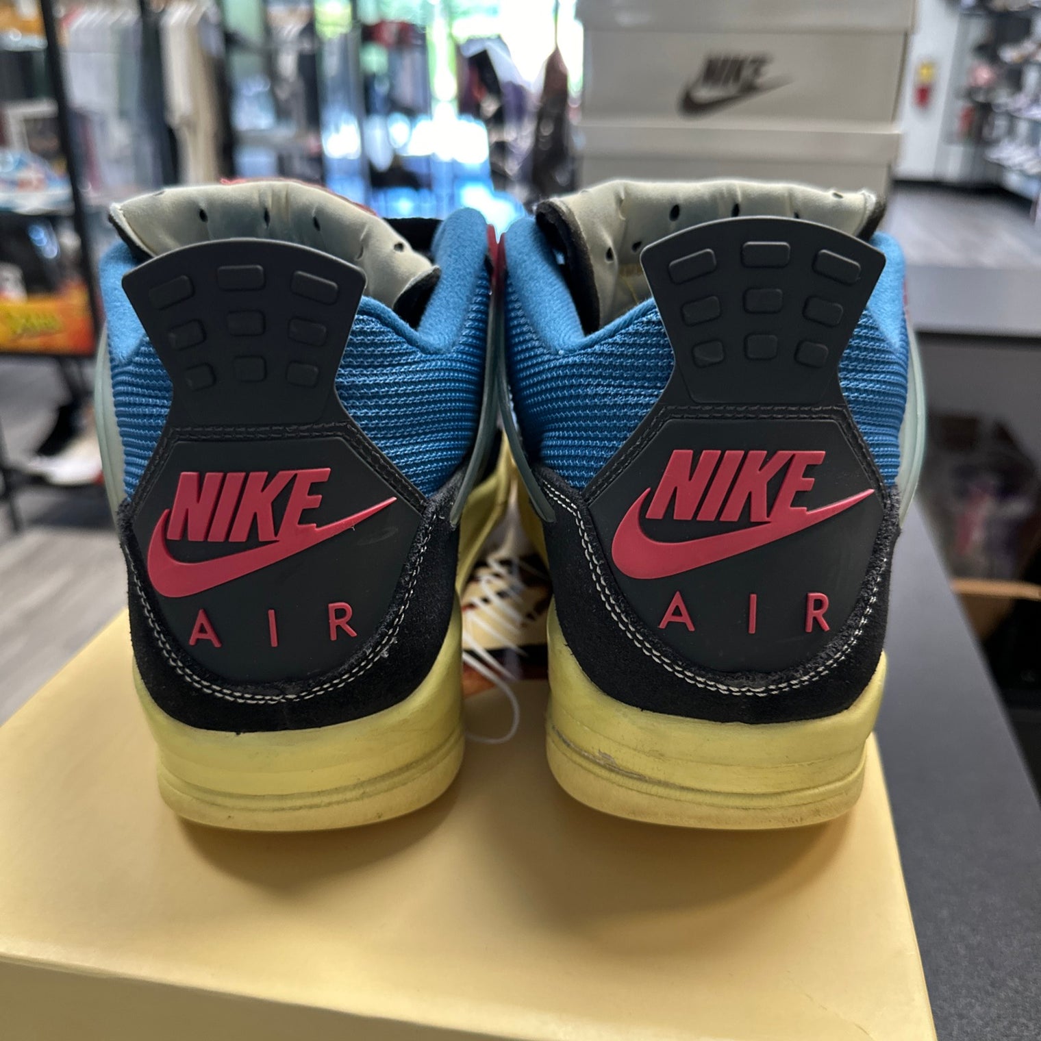 Off Noir Union LA Jordan 4 (USED)