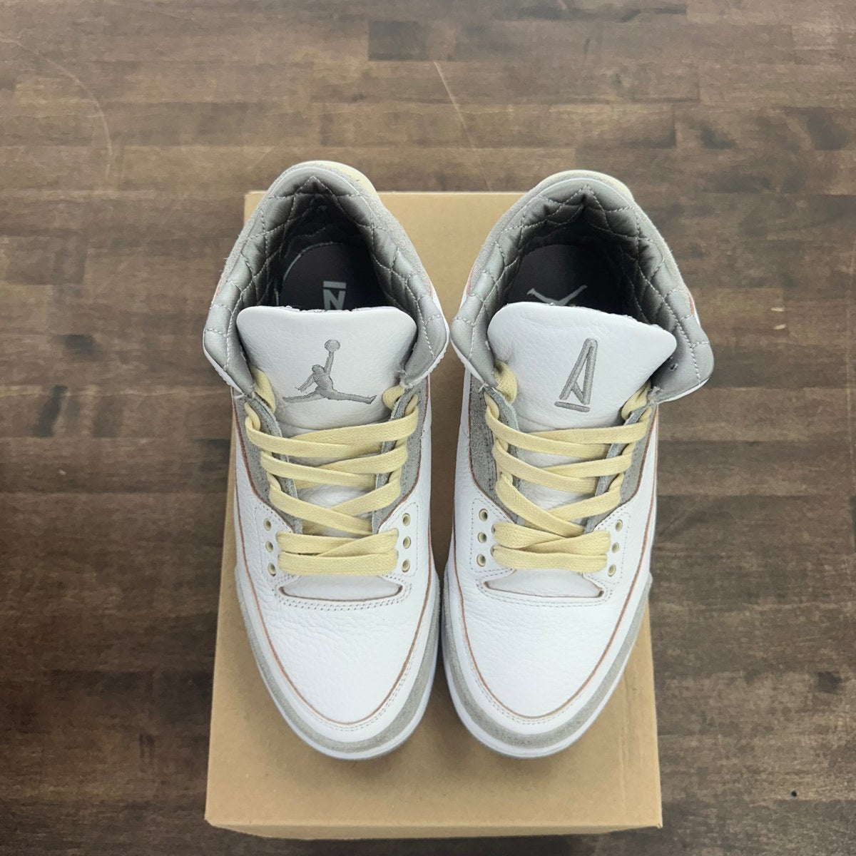 Jordan 3 Retro SP A Ma Maniére (Women's) Size 8.5W (Pre-Owned) - Image 2