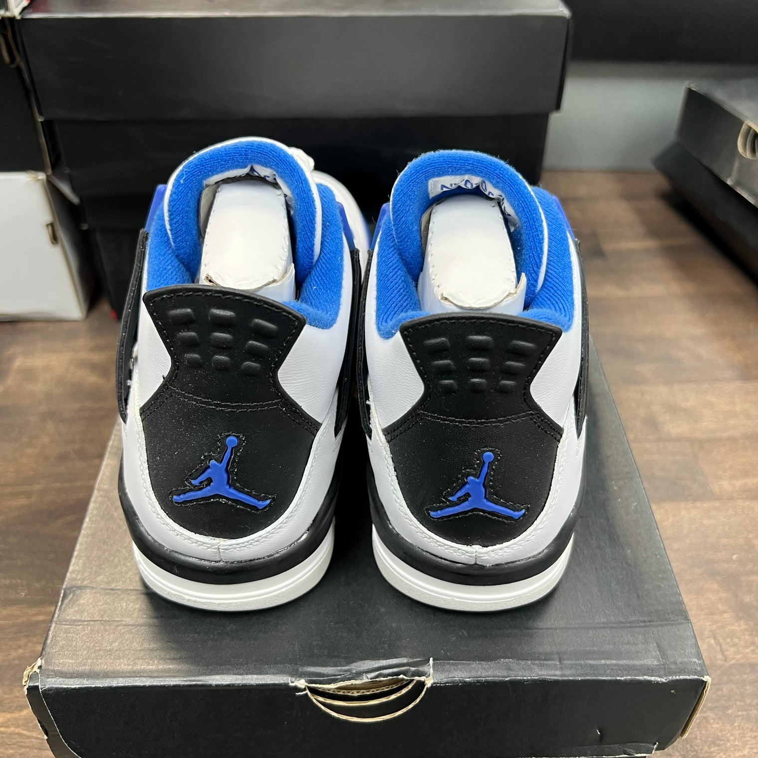 (GS) Motorsport Jordan 4 (2017)