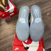 Foam Fingers Dunk Low (USED)