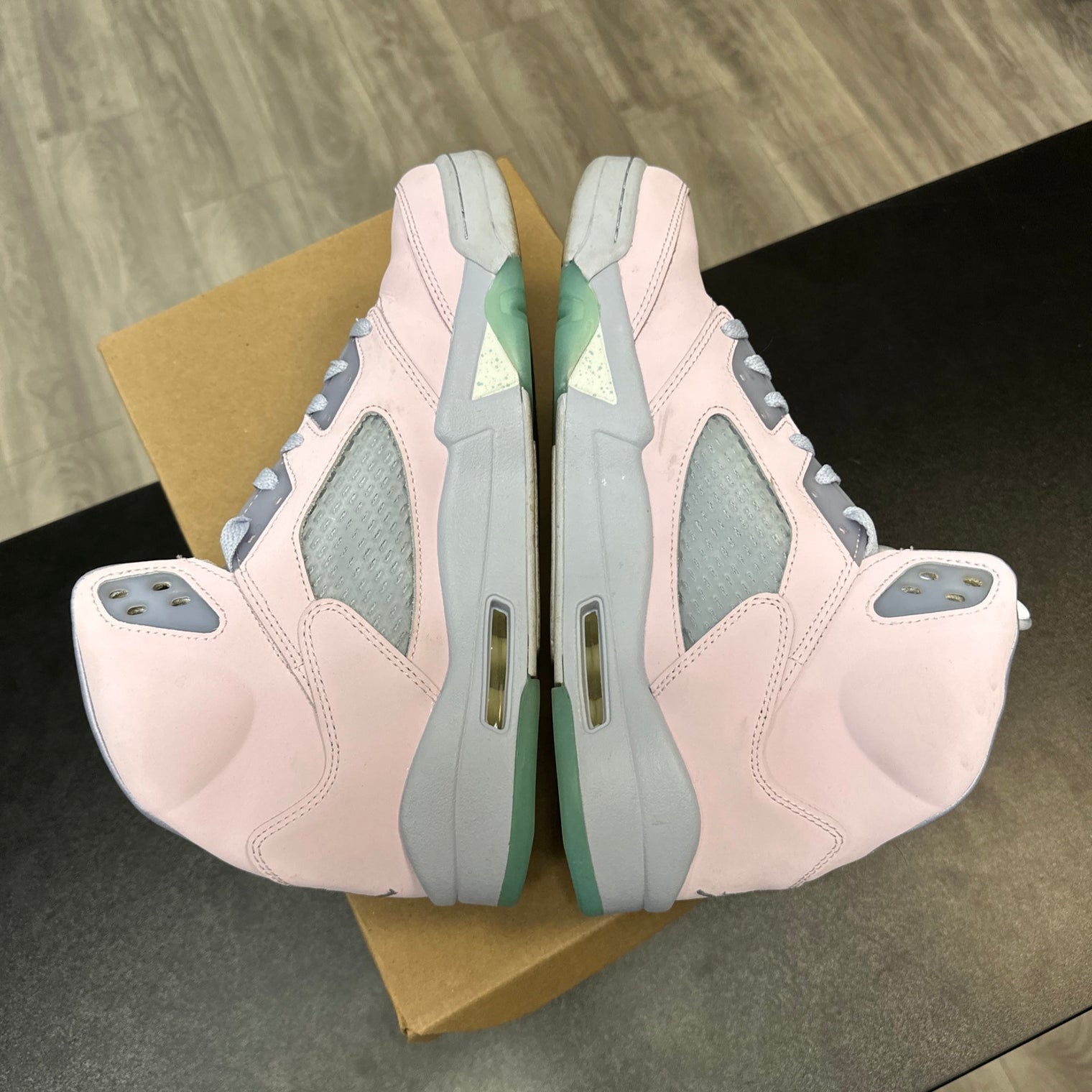Jordan 5 Easter (USED;No Box)