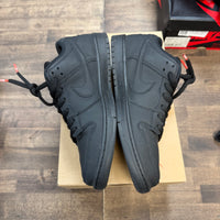 Triple Black SB Dunk Low Pro (USED)