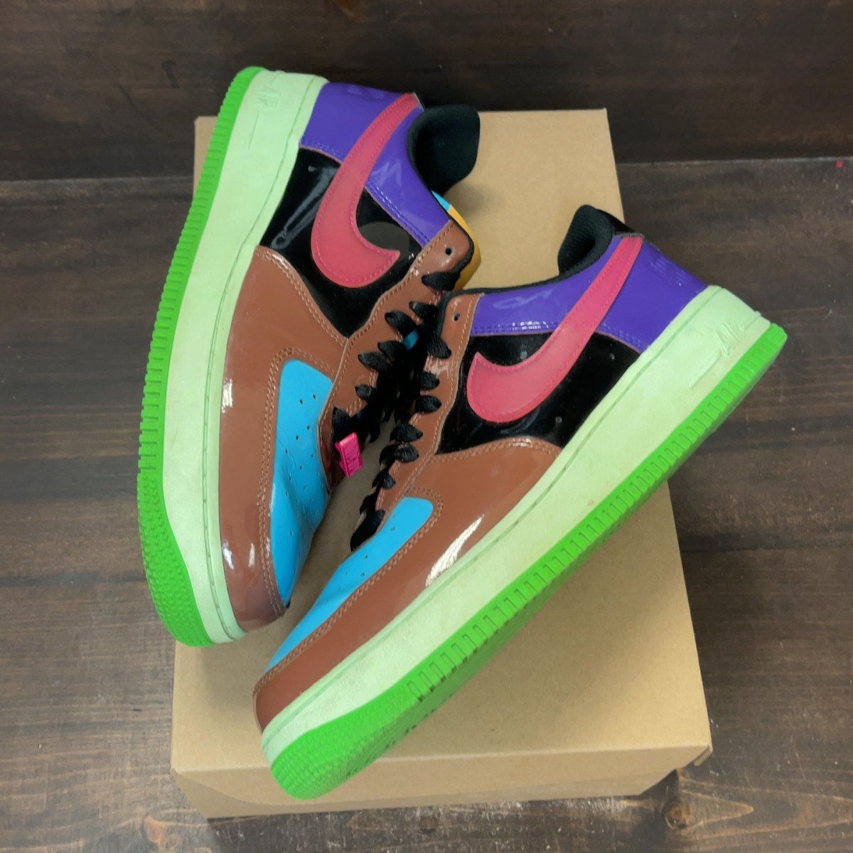 Nike Air Force 1 Low SP Undefeated Multi-Patent Pink Prime Size 9 (Pre-Owned) - Image 2