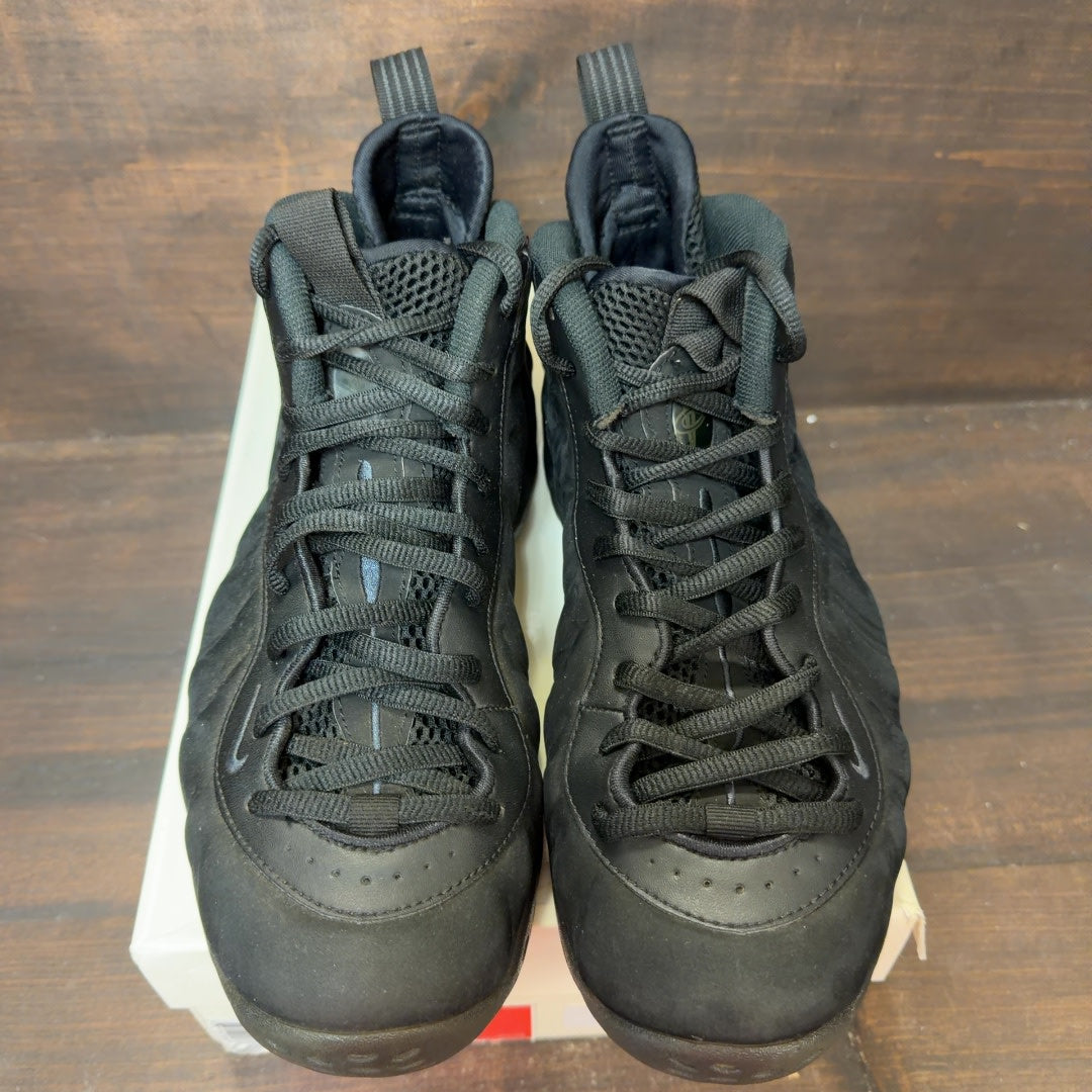 Nike Air Foamposite One Black Suede - Image 3