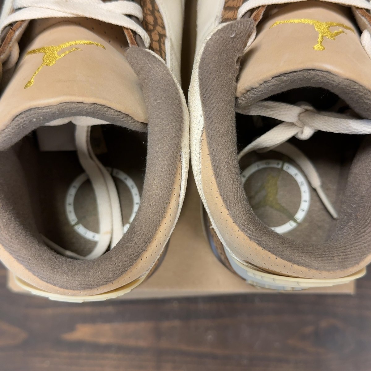 Jordan 3 Retro Palomino Size 9.5 (Pre-Owned) - aux