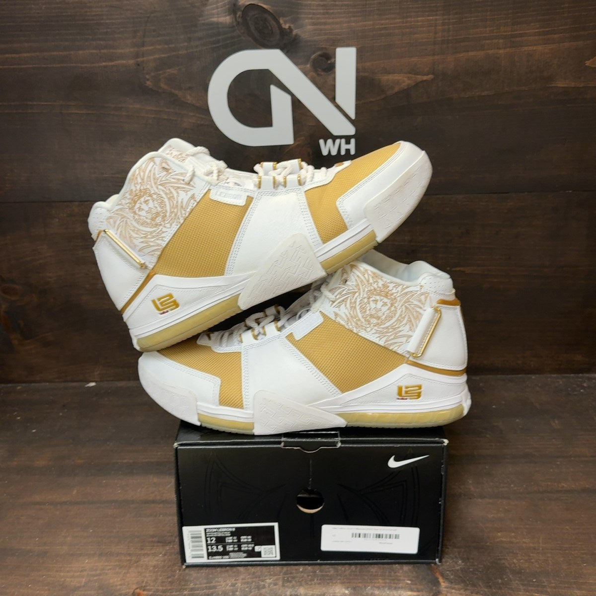 Nike LeBron Zoom 2 Maccabi (2022) - Image 1