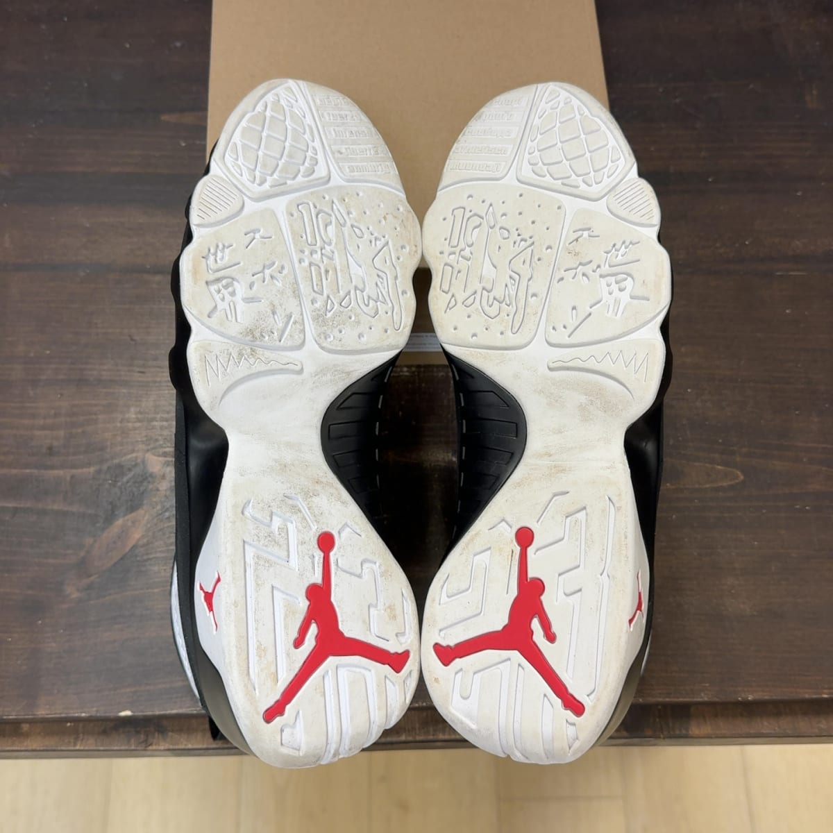 Jordan 9 Retro OG (2016) Size 13 (Pre-Owned) - aux